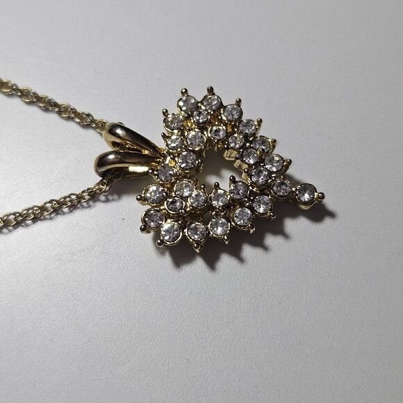 Gold Tone Clear Rhinestone Heart Shaped Pendant Necklace 19" - Picture 10 of 13